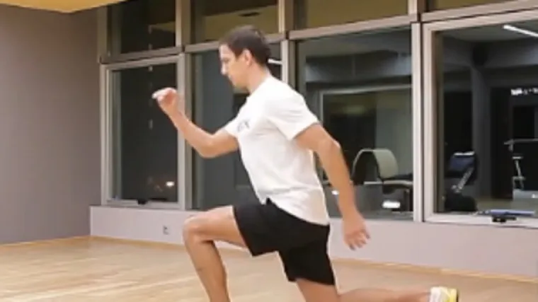 Iskoristite stvari oko sebe i razgibajte se na radnom mjestu