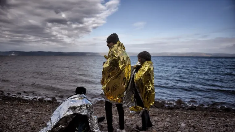 &Scaron;estero djece poginulo nakon prevrnuća barke
