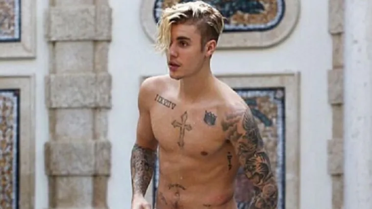 Justin Bieber se u hotelskoj sobi zabavljao s četiri djevojke