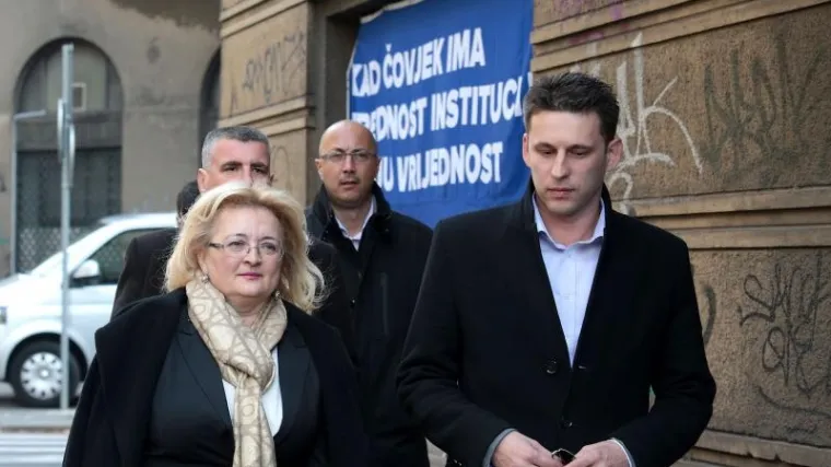 "Kada smo teme o partizanima i usta&scaron;ama zamijenili reformama, uslijedilo je te&scaron;ko granatiranje Mosta"