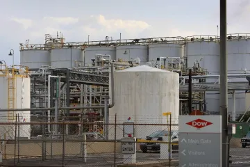 Spajaju se divovi američke kemijske industrije