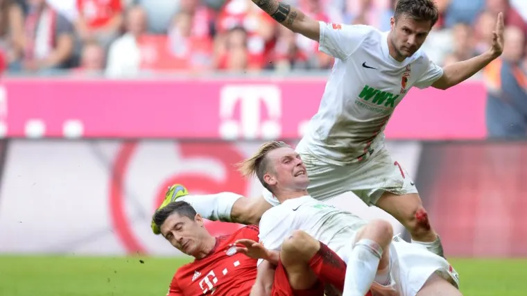 Braniču Augsburga u Beogradu slomljena fibula