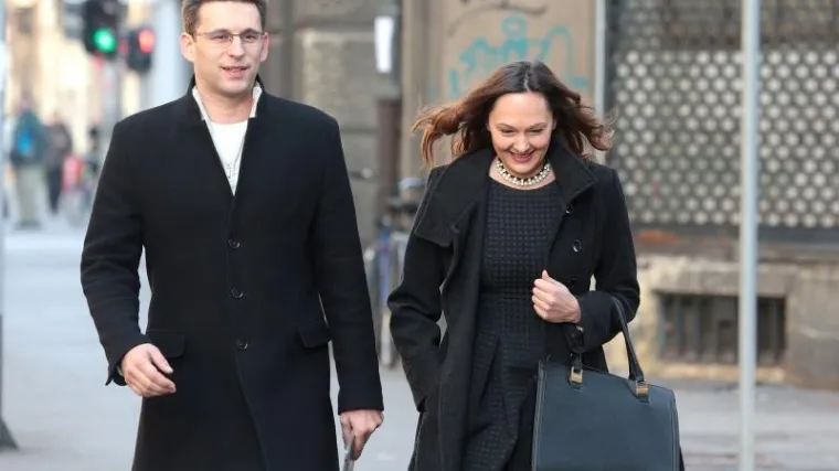 "Nemojte vi nama naređivati da vičemo"