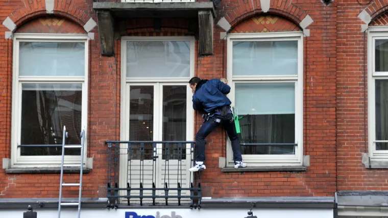 Perač prozora iskreno progovorio o tome što sve radi i vidi