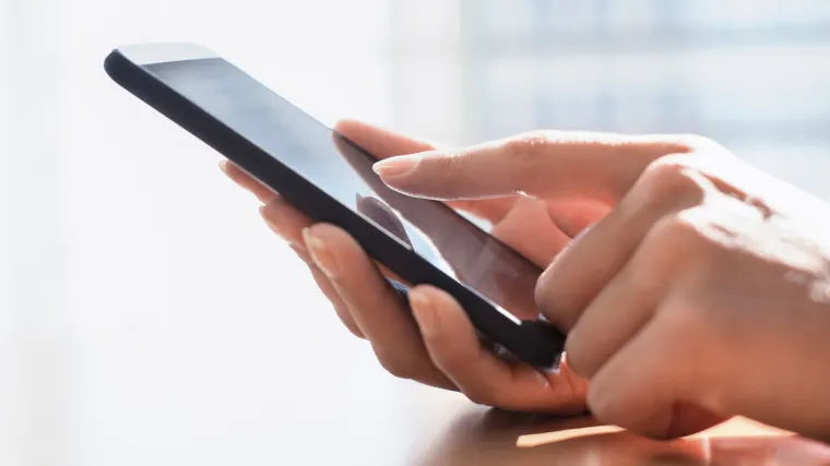 Uz ovaj trik SMS poruke će djelovati iskrenije