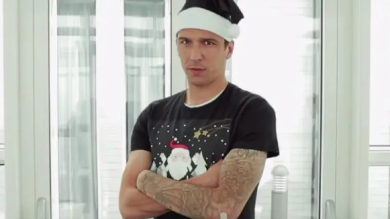 Mandžukić u svom stilu čestitao Božić!