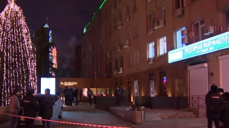 Svađa zbog novca: dvoje mrtvih i petero ozlijeđenih u pucnjavi ispred moskovskog kafića