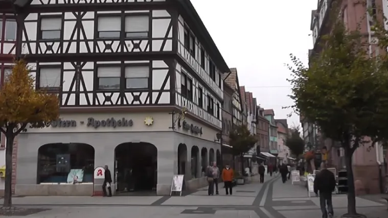 "Rekli su mi da se ne radi jezikom, već rukama, a potom me i unaprijedili"