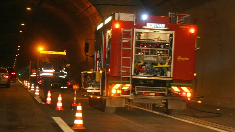 Požar u Maloj Kapeli: zbog nesreće bio prekinut promet u obje tunelske cijevi