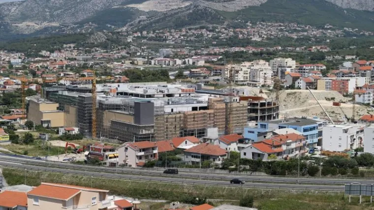 SPLIT-a? Radnicima u trgovačkom centru uručeni otkazi