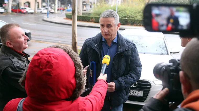 'Nepo&scaron;teno je da nakon katastrofalnog vođenja države oni i dalje žele biti u vlasti'