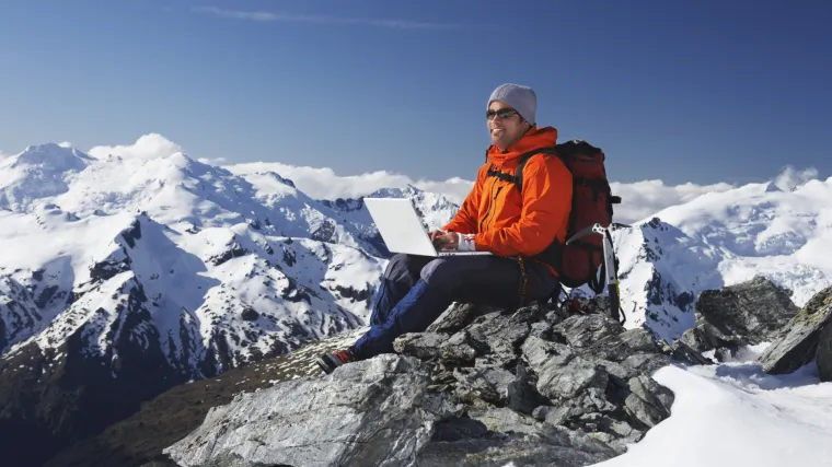 Kako pravilno koristiti i održavati prijenosnik u zimskim danima