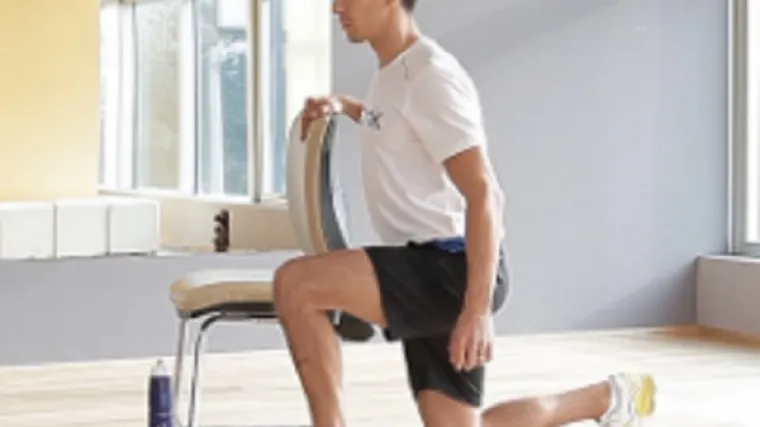 Umjesto sprava za vježbanje može poslužiti i stolica