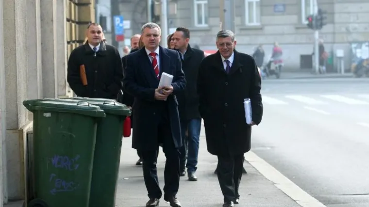 Zavr&scaron;en sastanak stručnih timova Mosta, HDZ-a i SDP-a, Reiner: 'Ima vi&scaron;e kamena spoticanja'