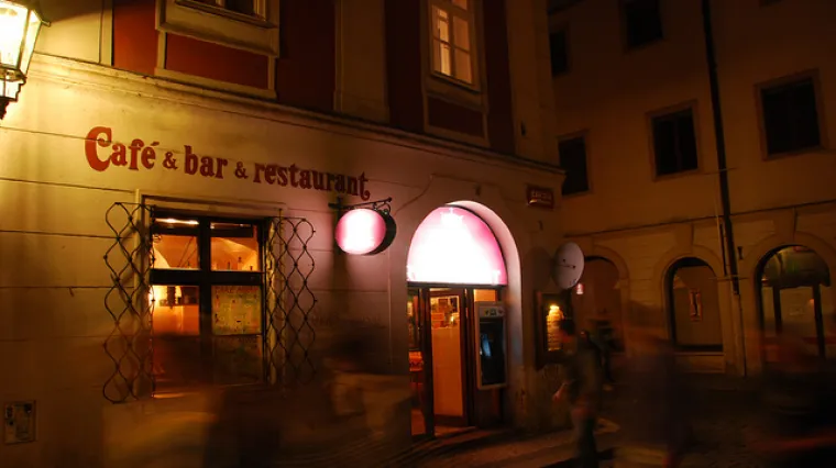 Čeh se sakrio u restoranu do zatvaranja, a onda krenuo u pohod