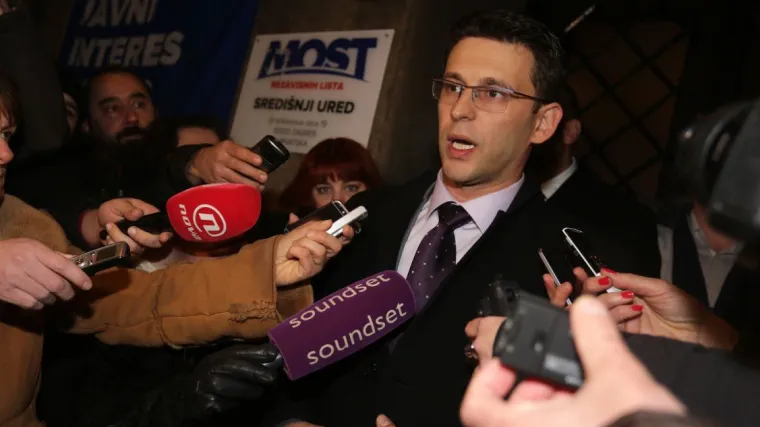 Most prihvatio prijedlog SDP-a: 'Novi mandatar će biti Božo Petrov!'