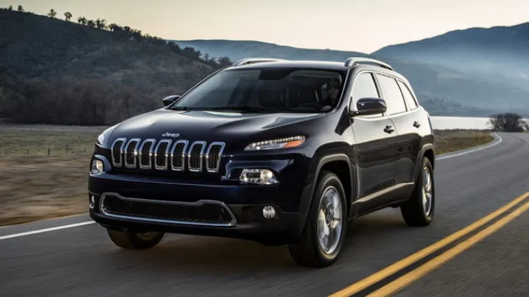 Jeep povlači oko 55.000 vozila zbog opasnosti od požara