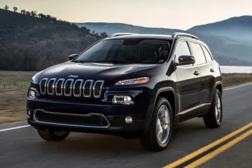 Jeep povlači oko 55.000 vozila zbog opasnosti od požara