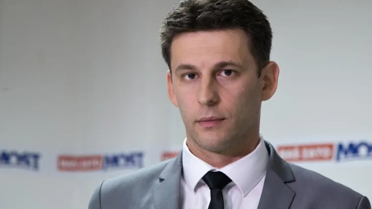 Petrov ne želi reći tko je to vrbovao mostovce