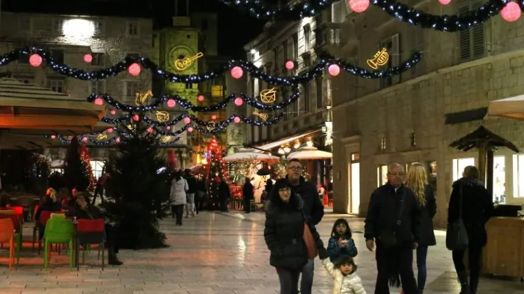 Split će božićnice podijeliti - oko Uskrsa, ako uopće