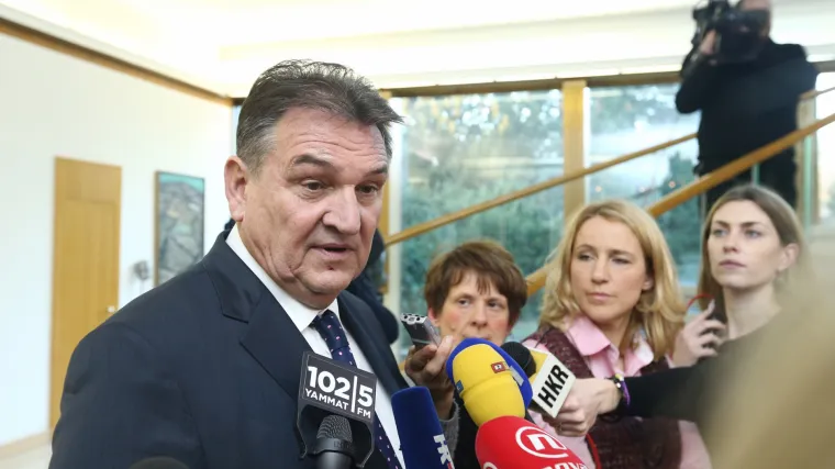 Može li u hrvatskoj politici uspjeti čovjek koji nije političar? Čačić: 'Ne postoji stručnjak za premijera'