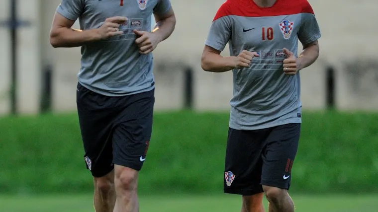 Rakitić i Modrić na popisu 100 najboljih nogometa&scaron;a svijeta