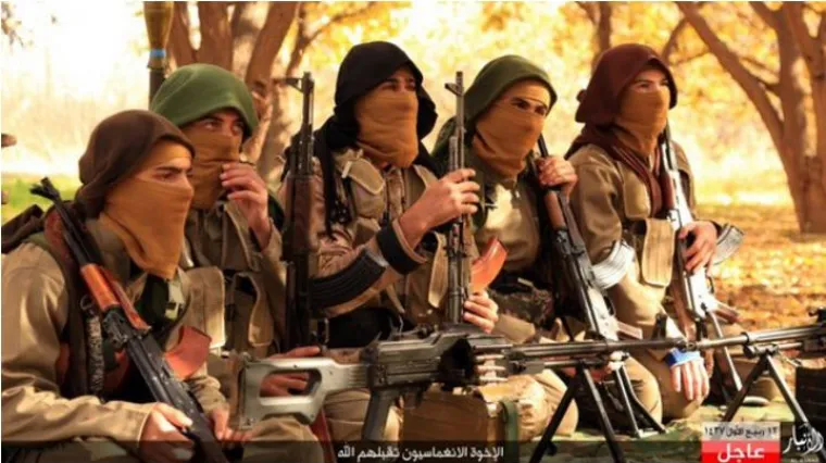 Islamska država objavila slike golobradih indoktriniranih tinejdžera