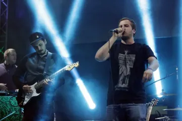 Od tambure do Rage Against The Machinea - kod Kandžije nema labavo
