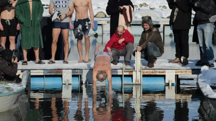 Čovjek Tuljan priprema veliko iznenađenje uz svoj 29. skok u hladnu Dravu