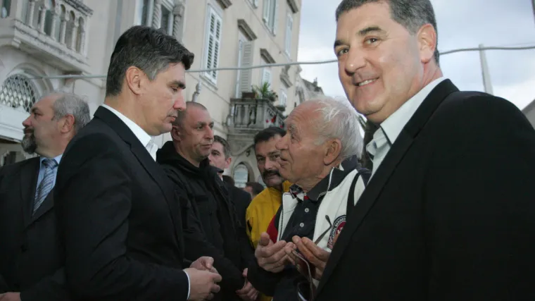 Splitski gradonačelnik bez dlake na jeziku: 'Milanović i vodstvo stranke trebaju podnijeti ostavke!'