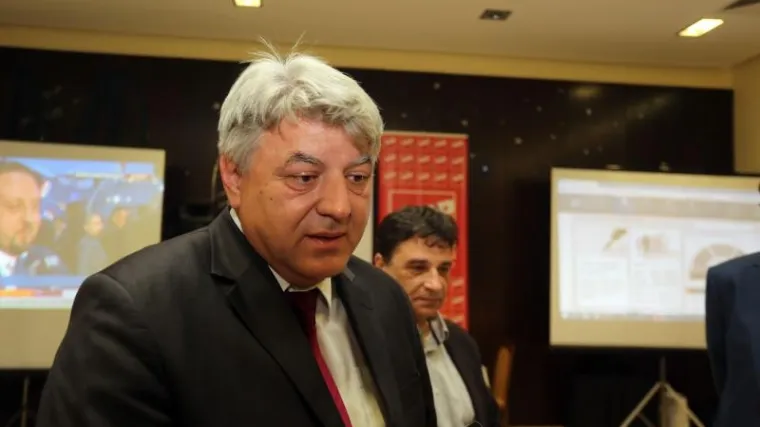 "Poučen iskustvom, ja ne bih proglasio ništa gotovim"