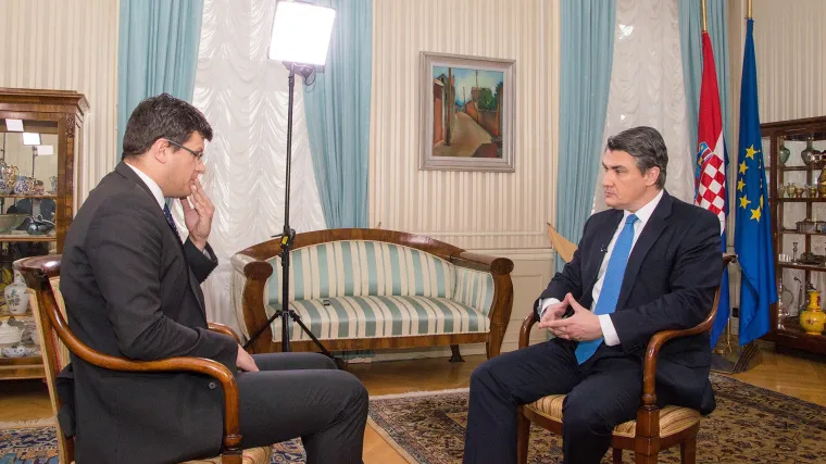 'Očekujete da će se Ore&scaron;kovićeva vlada suprotstaviti bankama i centrima moći? Nema &scaron;anse!'