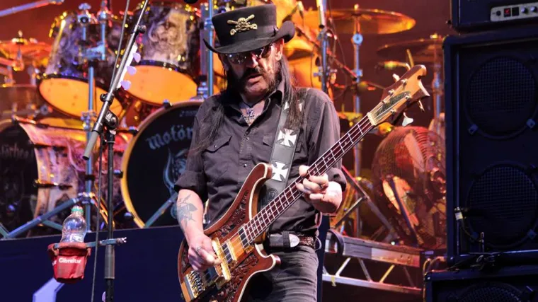 Umro pjevač grupe Mot&ouml;rhead