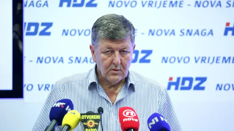 Provjerili smo &scaron;to o potencijalnom ministru zdravstva misle neke njegove pacijentice!