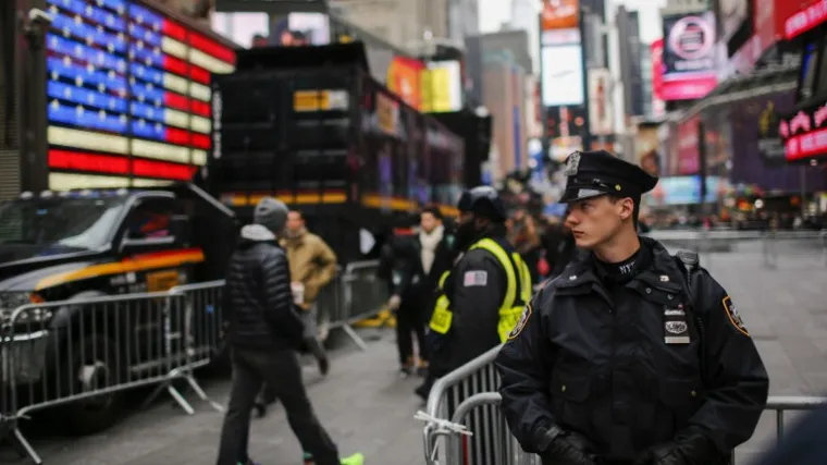 Mačetom planirao pobiti civile na proslavi Nove godine