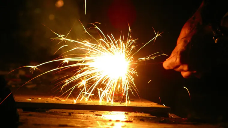 Osmero djece ozlijeđeno petardama, dvoje teže