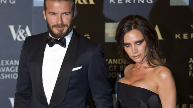 David i Victoria Beckham novogodi&scaron;njom čestitkom zaustavili zle jezike