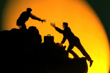 Samo tražite usluge od drugih