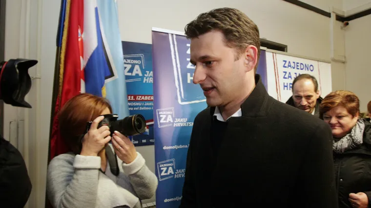 Petrov uoči sastanka s HDZ-om: 'Uvijek je otvorena mogućnost novih izbora ako se ne dogovorimo'