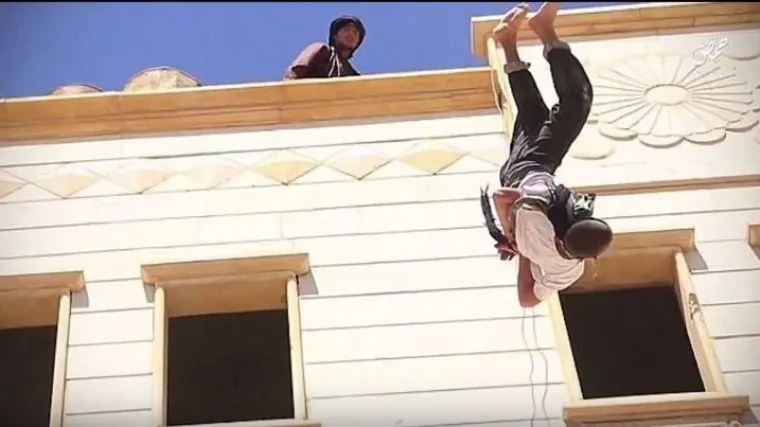 Dječaka optužili za homoseksualizam pa ga bacili sa zgrade