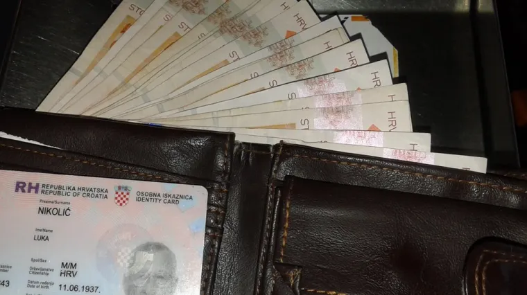 "Ako tko zna barbu nek mi se javi osobno"