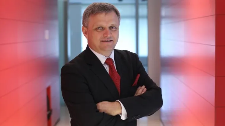 Želite uspjeh? Pustite da vam žene pomognu