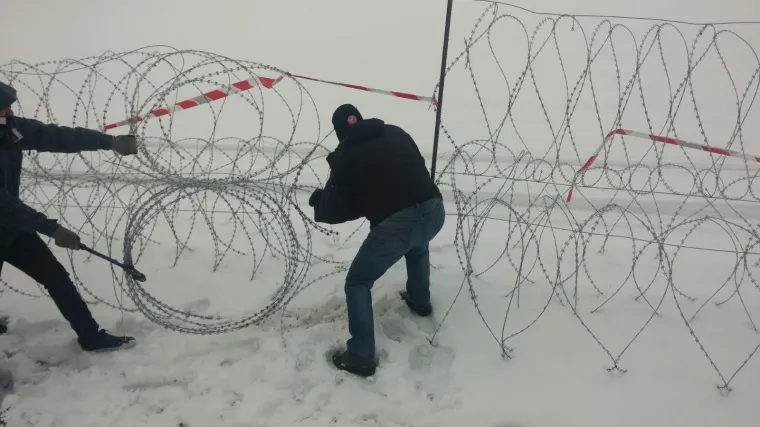 Slovenski i hrvatski aktivisti &scaron;karama za metal prerezali žicu na granici: 'Želimo pokrenuti lančanu reakciju'