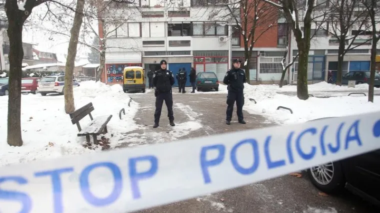 "Ubio sam ih, ubio sam ženu i kćer! Presudit ću i sebi"