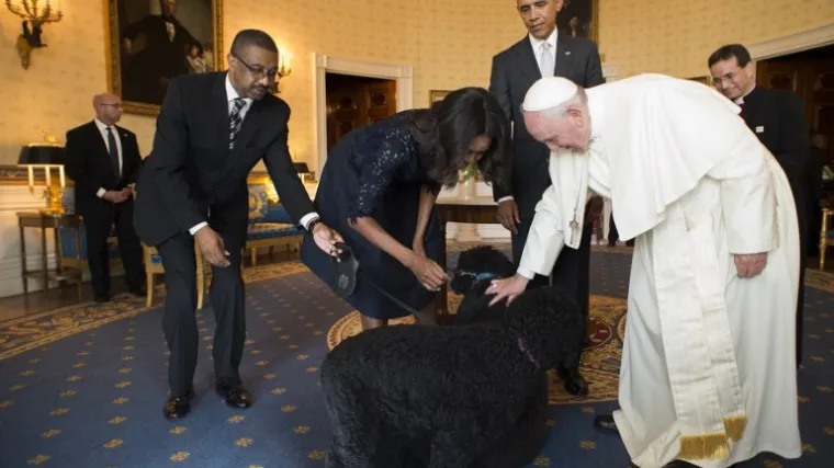 Htio oteti Obaminog psa i tvrdio da je sin Merlinke i JFK-a