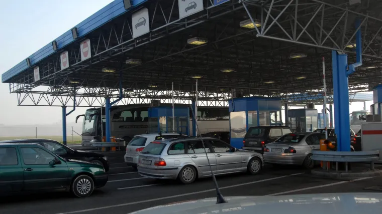Svi se vraćaju nakon blagdana: na ulaz u Hrvatsku iz BiH čeka se do dva sata