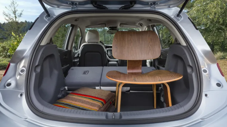 DOSTUPAN SVIMA: Za 30.000 dolara Bolt EV najpovoljnije je električno vozilo na tržištu