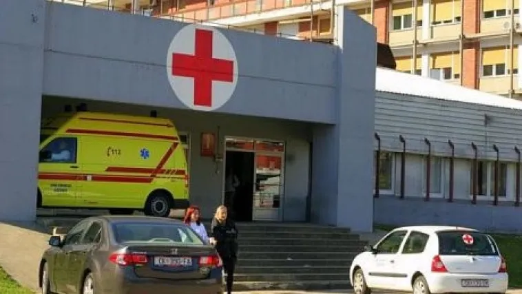 Nesreća u Čakovcu: U sudaru auta i kamiona vozač (21) lak&scaron;e ozlijeđen