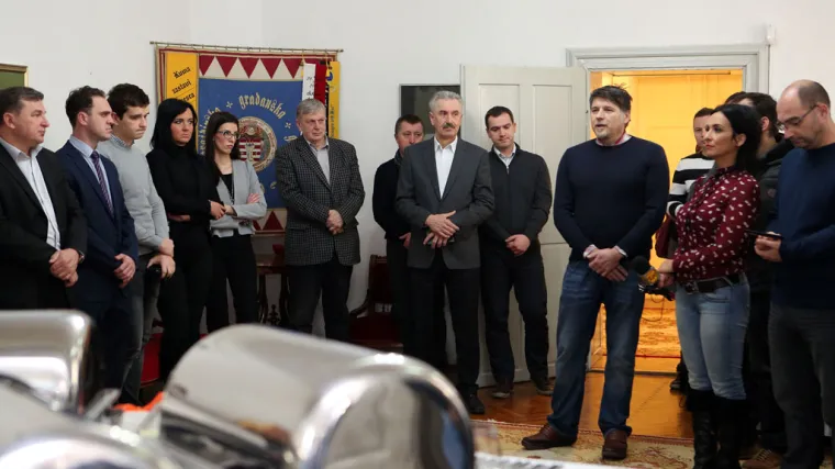 FOTO: Pripadnici sedme sile družili se na primanju u Gradskoj vijećnici