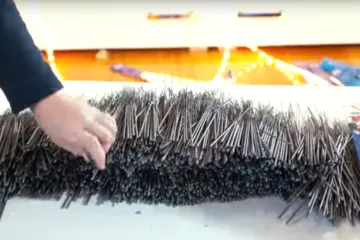 Što se dogodi kad zapalite 10.000 prskalica odjednom